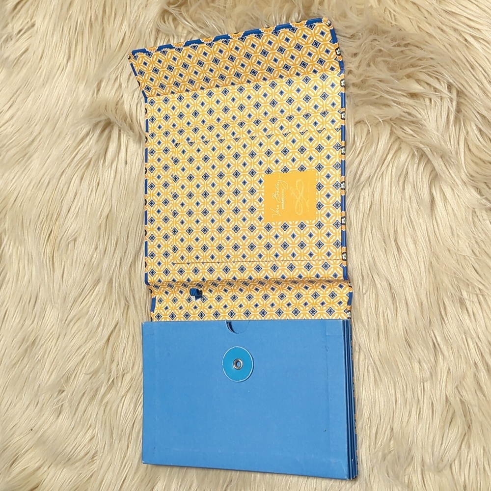 Vera Bradley small file folder for cards coupons etc - Picture 4 of 6